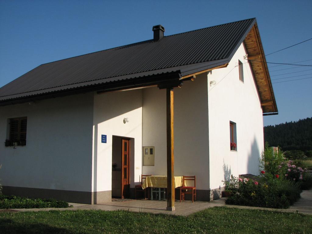 House Nada Appartement Donji Babin Potok Buitenkant foto