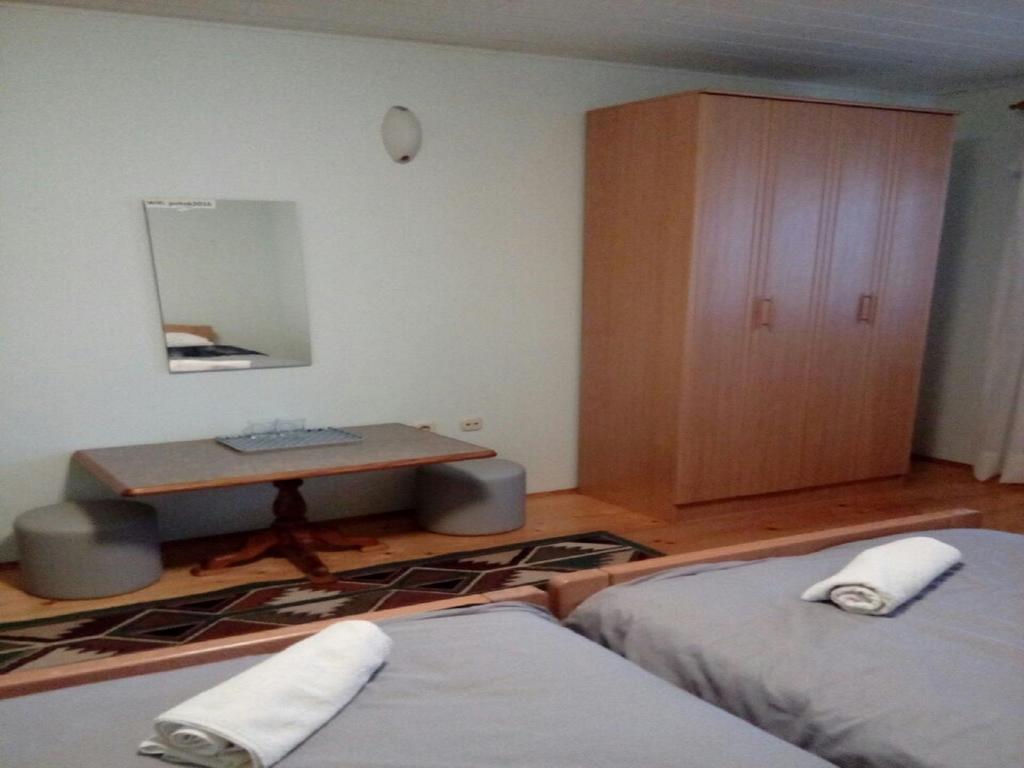 House Nada Appartement Donji Babin Potok Buitenkant foto